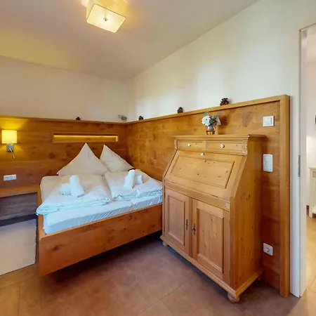 Maximilian Апартаменти *